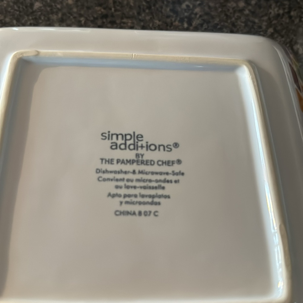 Pampered Chef Set of 2 Tiles Small Square Plates - Picture 5 of 7